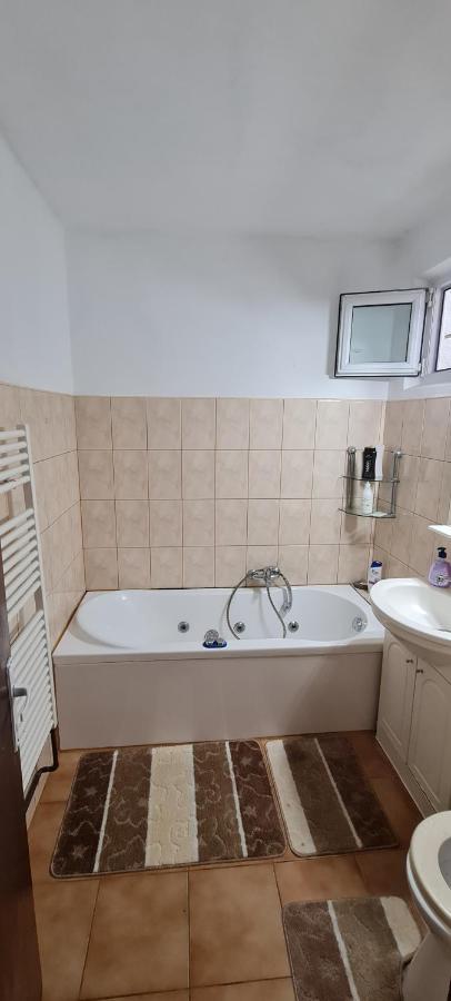 Casa Lazar Appartement Braşov Buitenkant foto